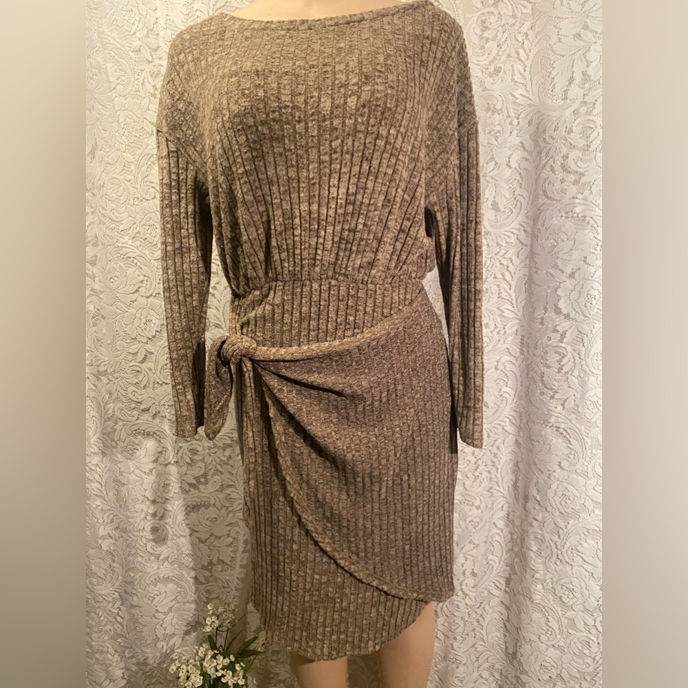 Women’s dress